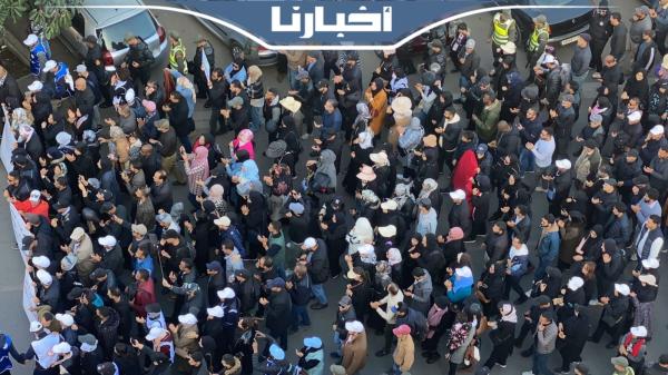 مسيرة حاشدة لرجال ونساء التعليم بالدار البيضاء